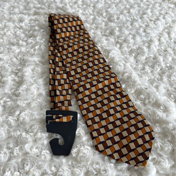 Valentino Cravatte Men’s Silk Tie Geometric Print Tan Brown Blue Made in Italy - Picture 6 of 7